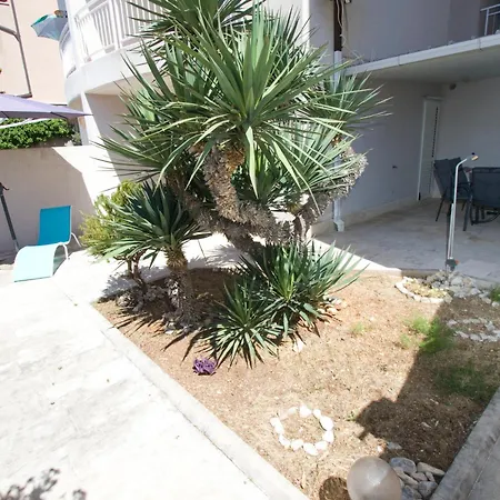 Apartment Maida Makarska